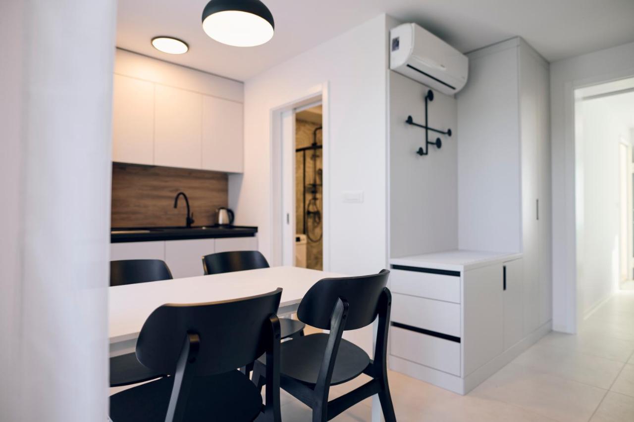 Malinska Green Apartments Bagian luar foto