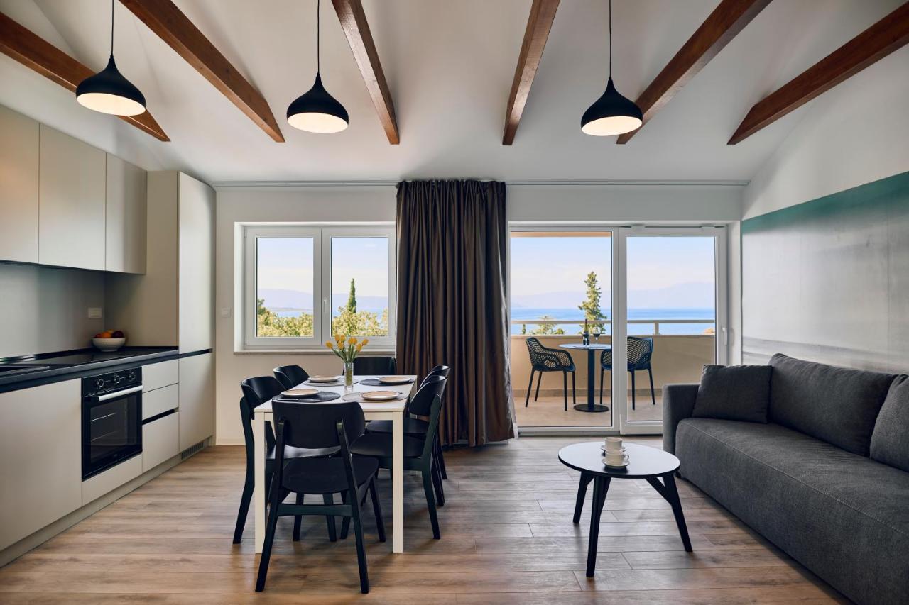 Malinska Green Apartments Bagian luar foto