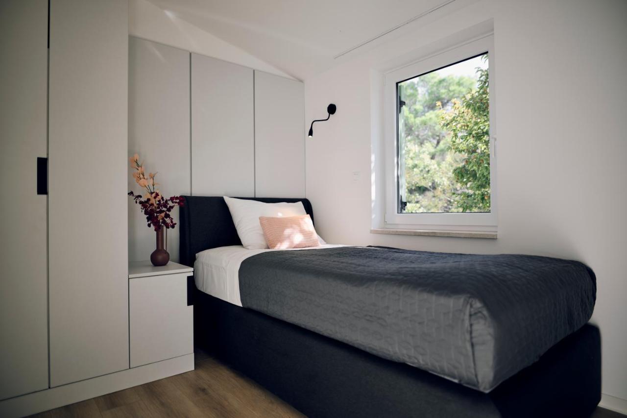 Malinska Green Apartments Bagian luar foto